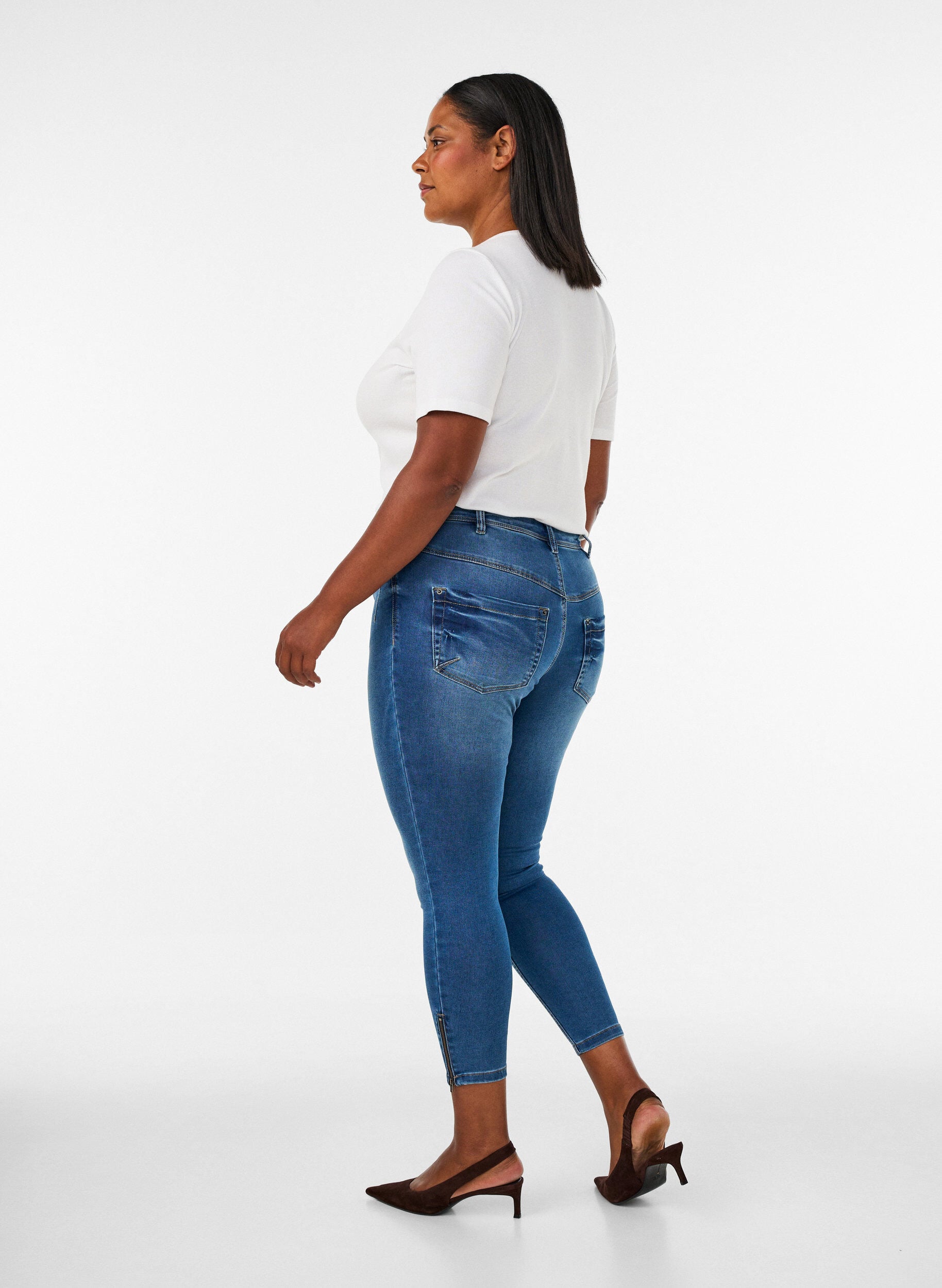 ZizzifashionCropped Amy jeans with zipper detail, Blue, Model image number 2