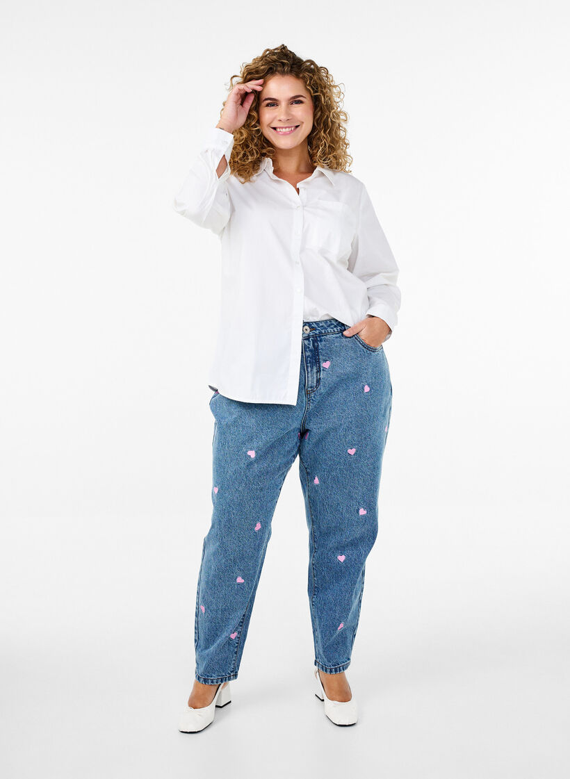Mille mom fit jeans with embroidery, Light Blue, Model image number 0