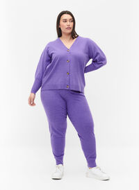Melange knitted trousers with rib, Purple Opulence Mel., Model