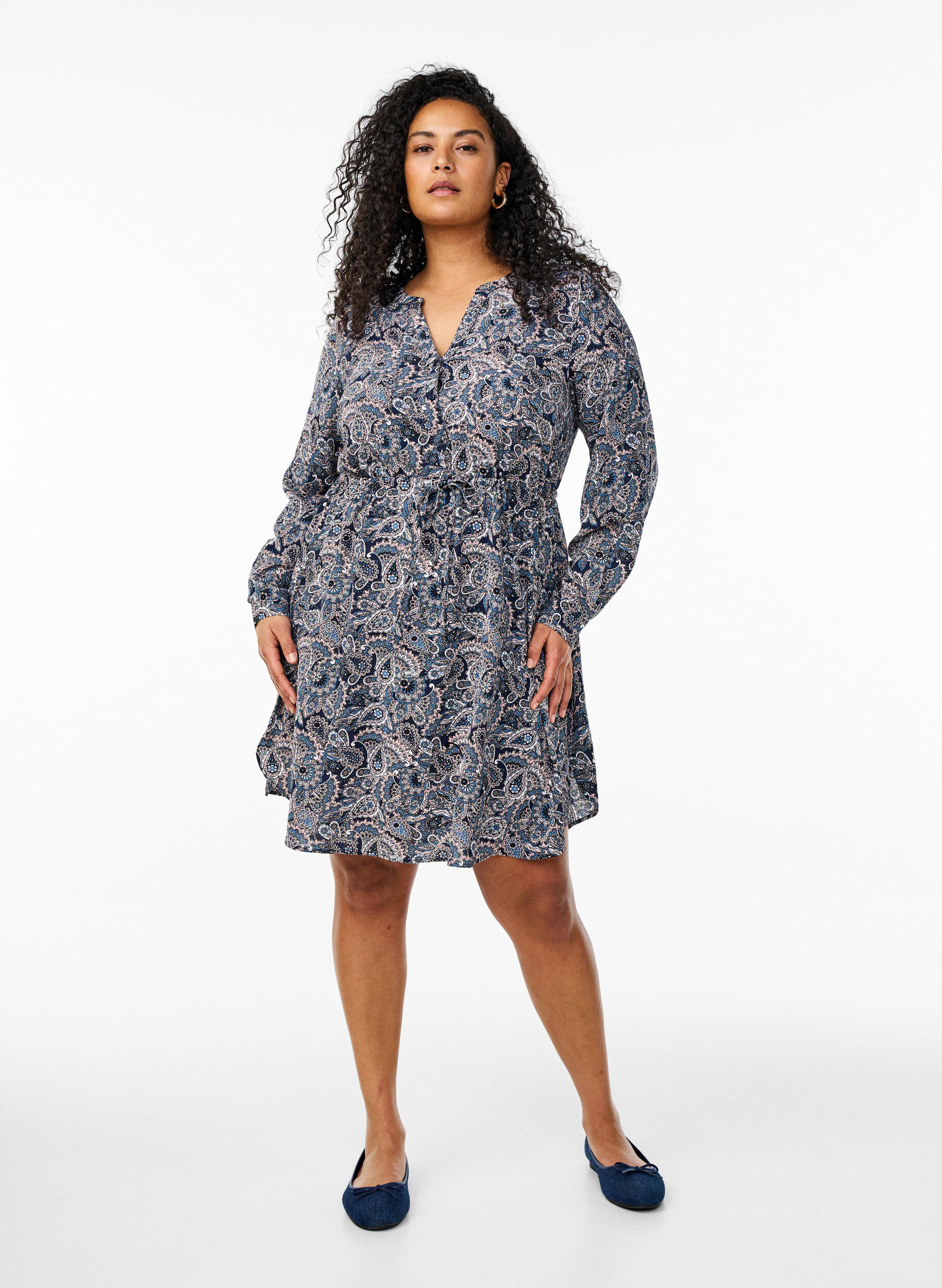 Zizzifashion Knee-length dress with tie belt, Beige, Model image number 1