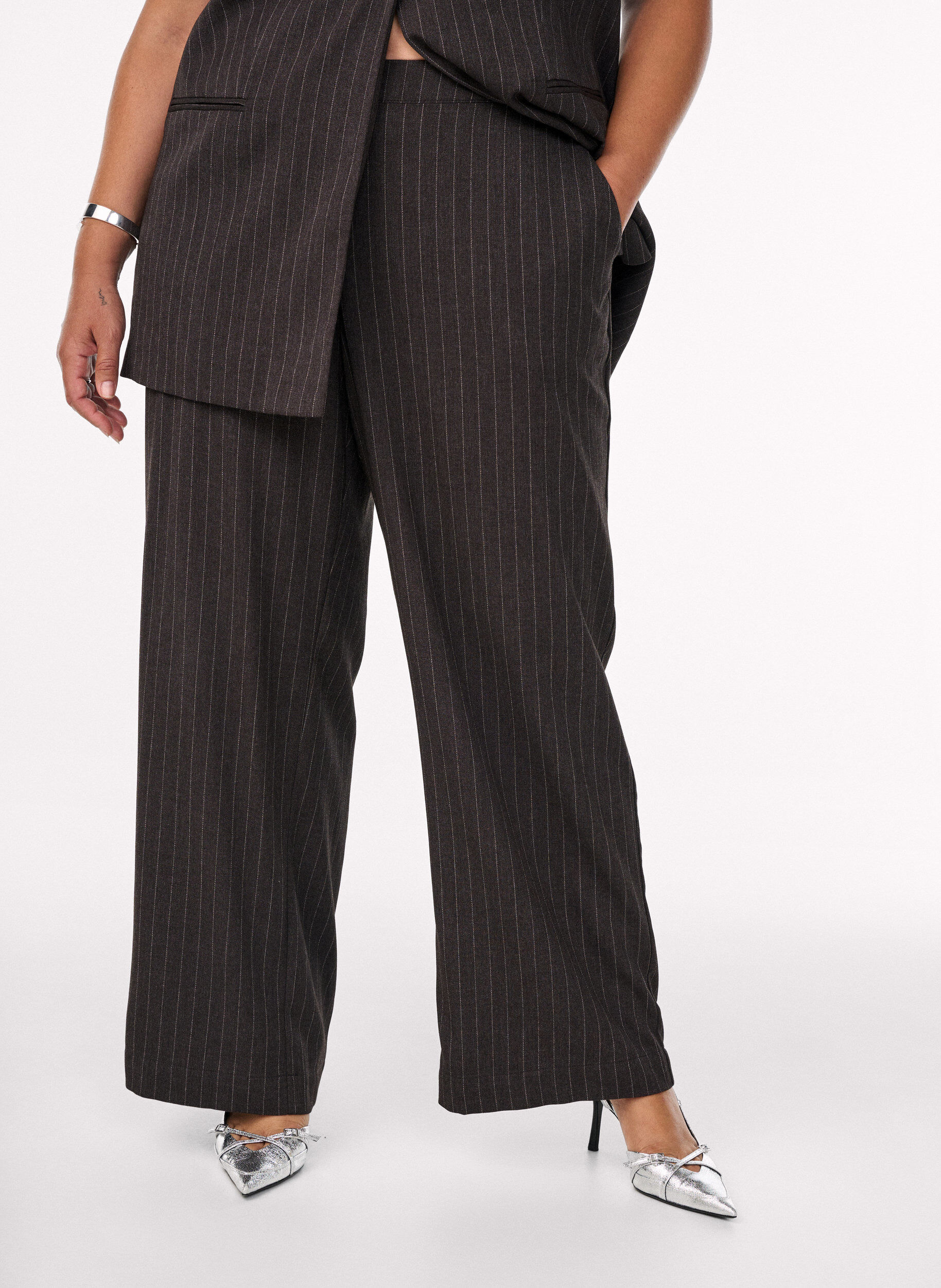 Zizzifashion Wide-leg trousers with a high waist, Brown, Model image number 2