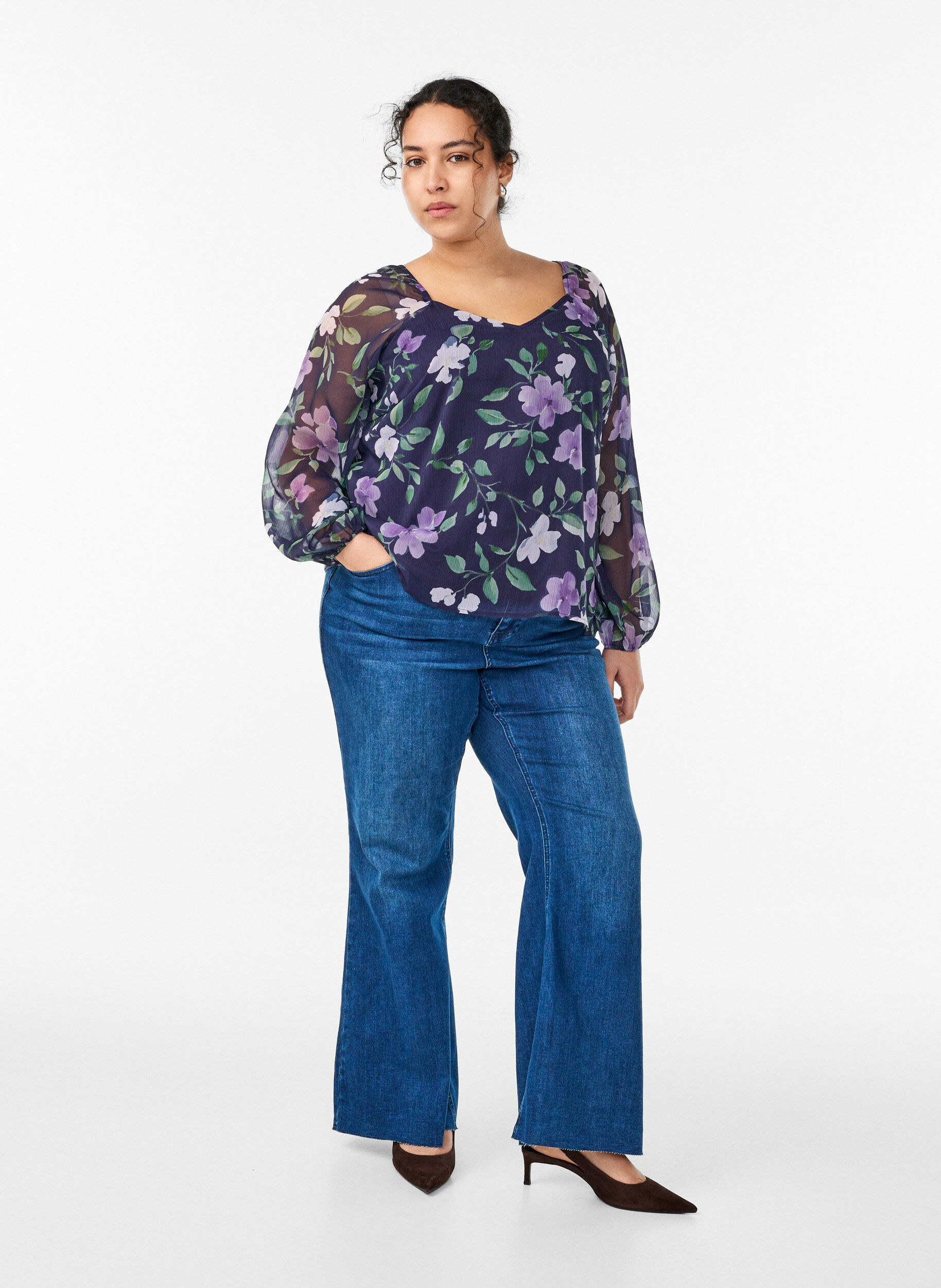 ZizzifashionChiffon blouse with floral print and long sleeves, Blue, Model image number 1