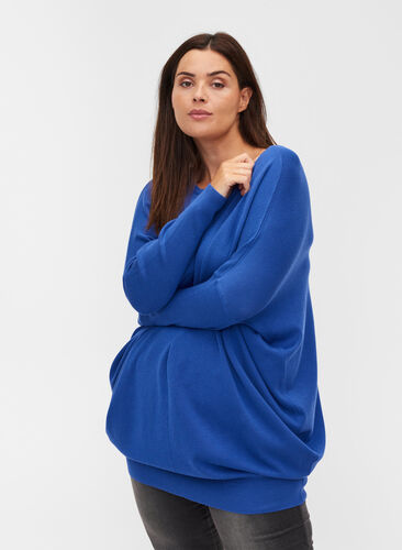 Knitted jumper with round neckline, Dazzling Blue, Model image number 0