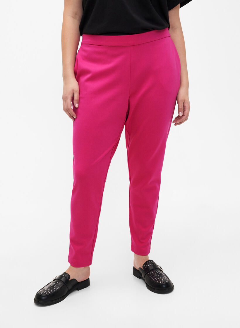 Cropped trousers with pockets, Pink, Model image number 3