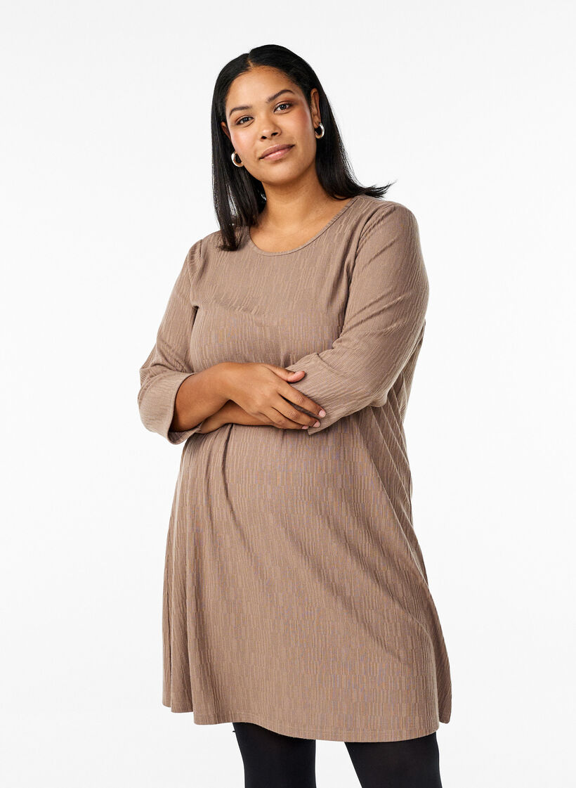 Dress with texture and 3/4 sleeves, Brown, Model image number 0
