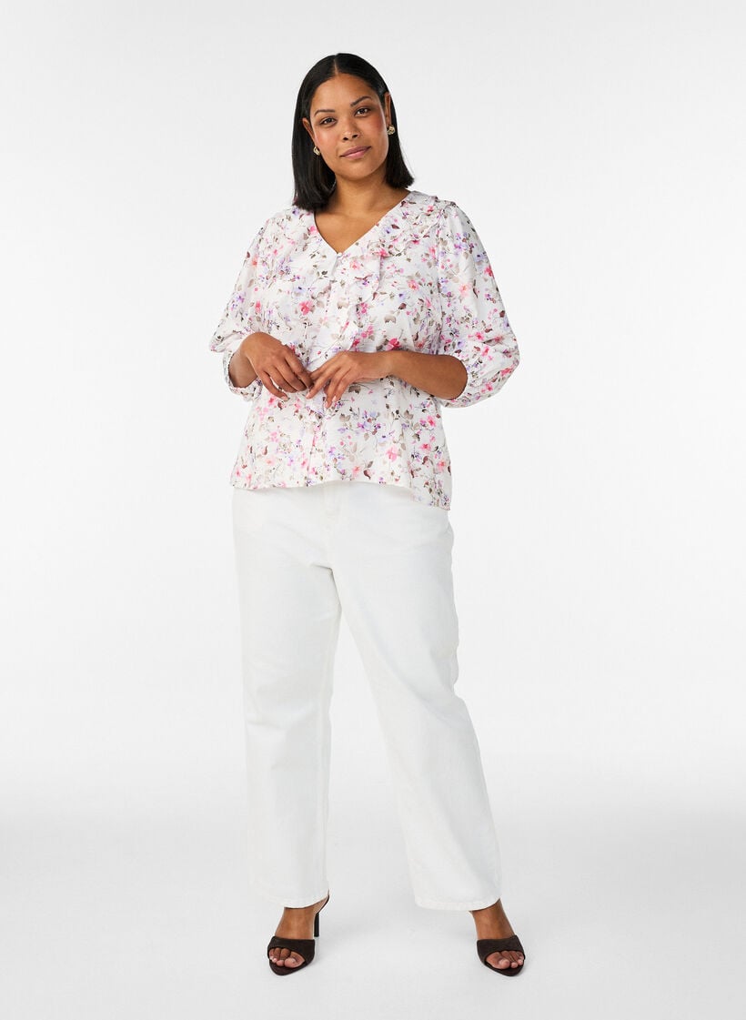 Viscose blouse with floral print and 3/4 sleeves, Vanilla, Model image number 1
