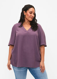 Short-sleeved blouse with an A-shape, Vintage Violet, Model