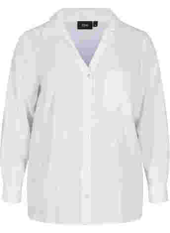 Blouse with 3/4-length sleeves and buttons