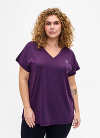 Loose training t-shirt with v-neck, Purple Pennant, Model