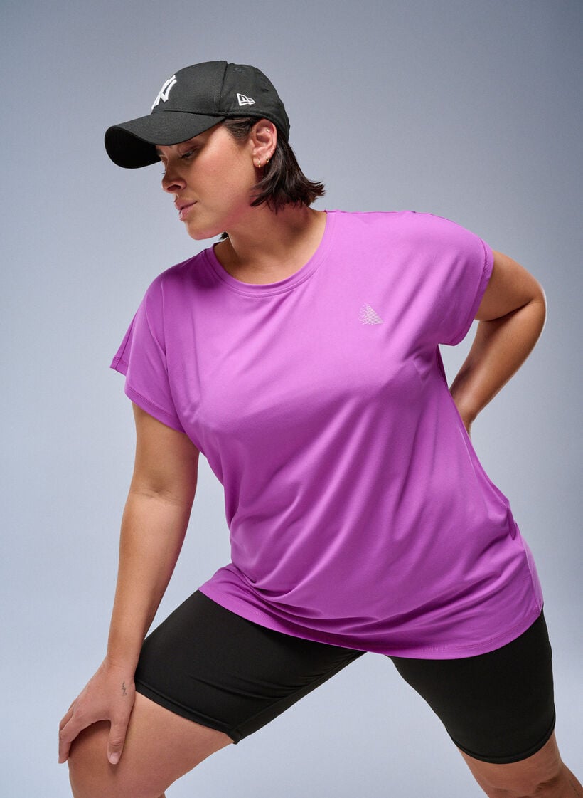 Solid-coloured training T-shirt, Purple, Image image number 0