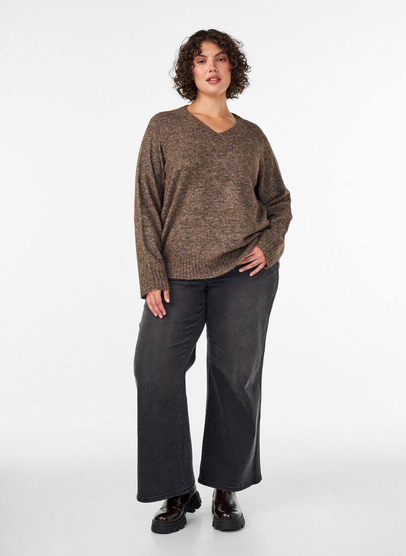 V-neck jumper, Brown, Model image number 1