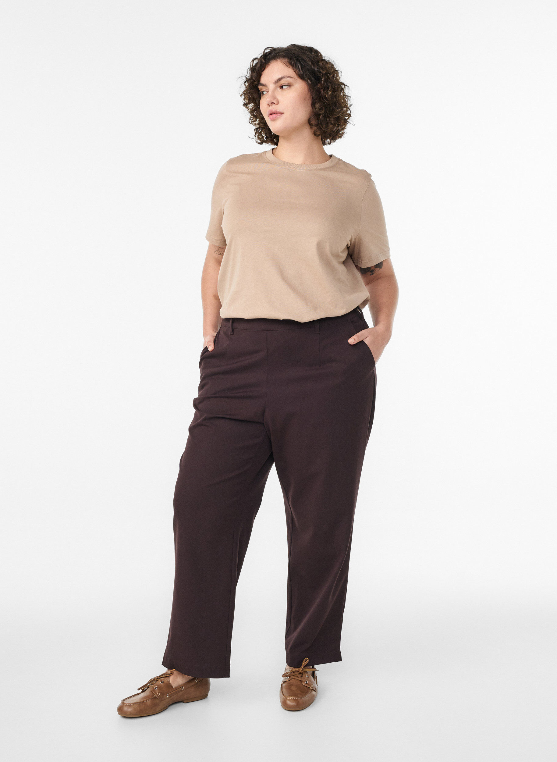 Zizzifashion Basic cotton T-shirt with round neck, Beige, Model image number 1