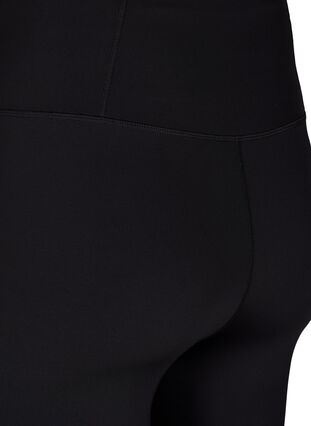 CORE, SUPER TENSION TIGHTS - 3/4 training tights with pocket, Black, Packshot image number 3