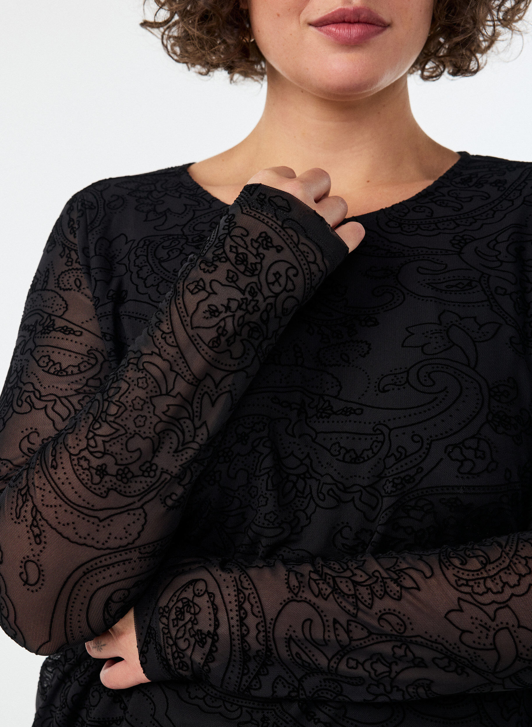 ZizzifashionMesh blouse with paisley print and asymmetrical hem, Black, Model image number 3