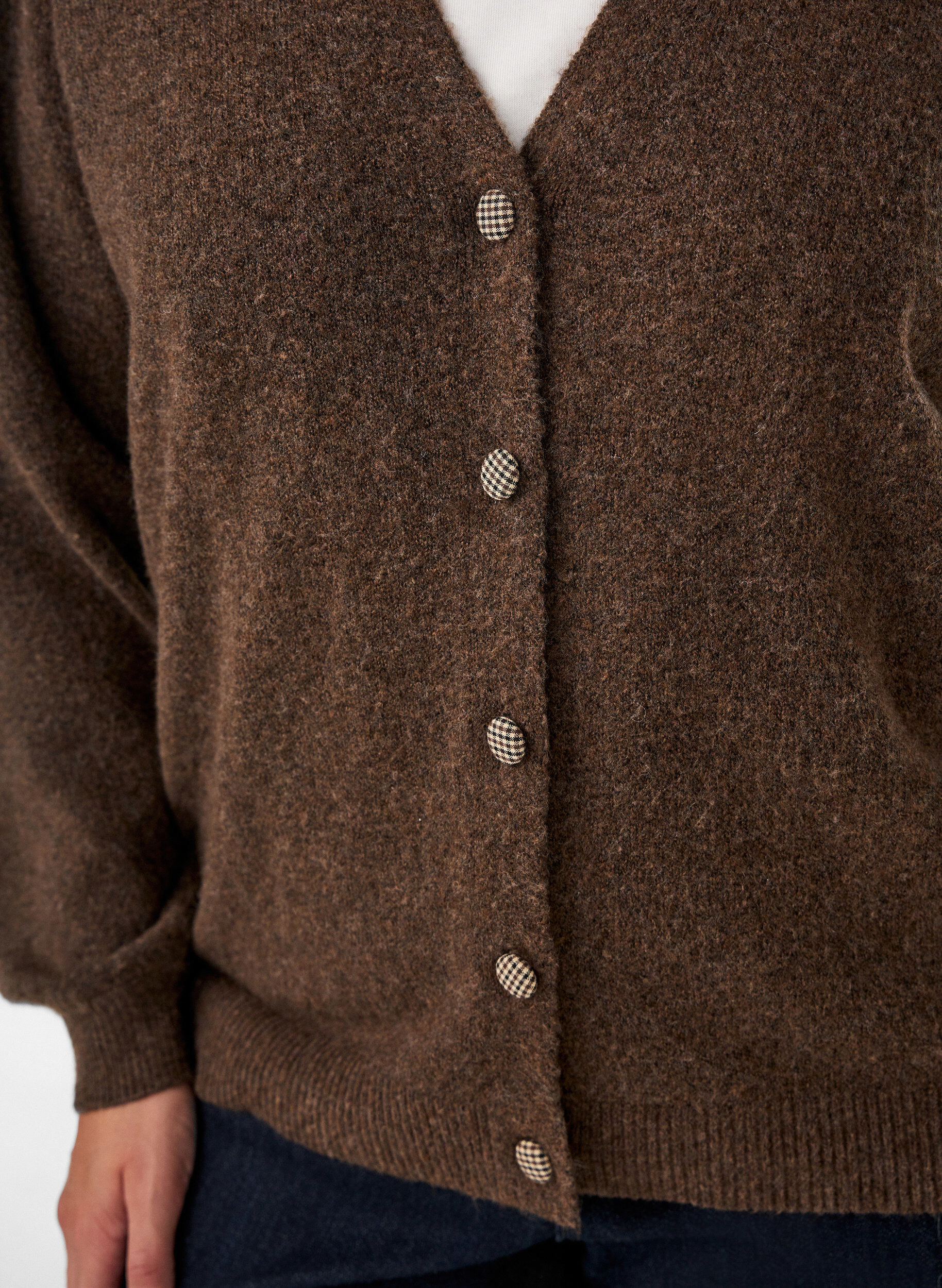 ZizzifashionCardigan with decorative buttons and V-neck, Brown, Model image number 3