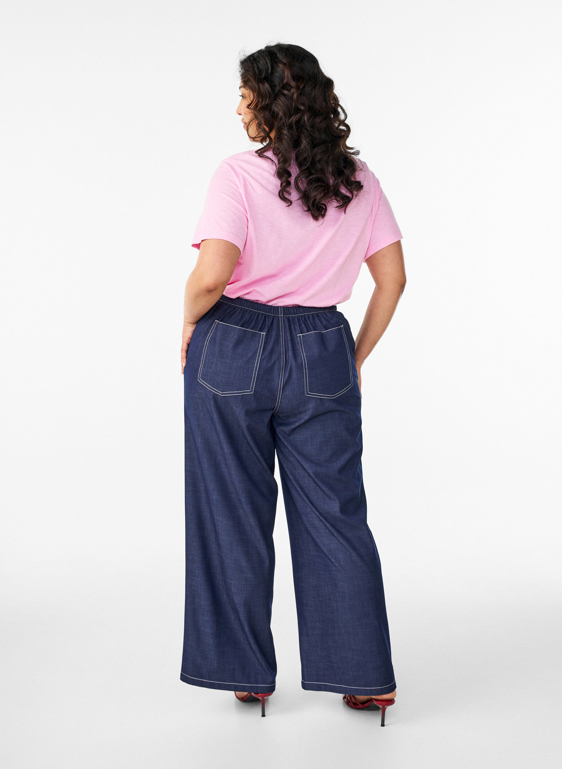 Zizzifashion Denim-look trousers with contrast stitching, Blue, Model image number 1