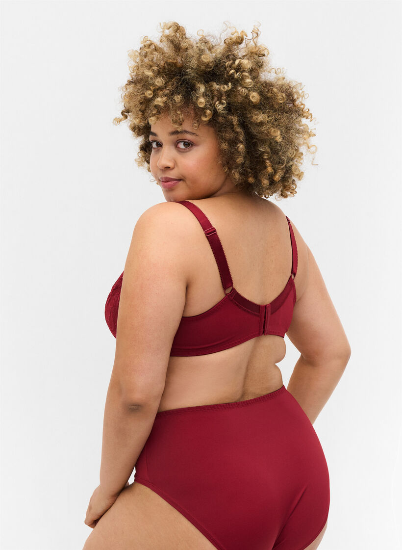 Underwire lace bra, Rhubarb, Model image number 1