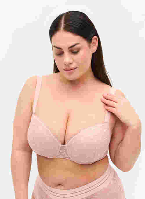 Lace bra with underwire