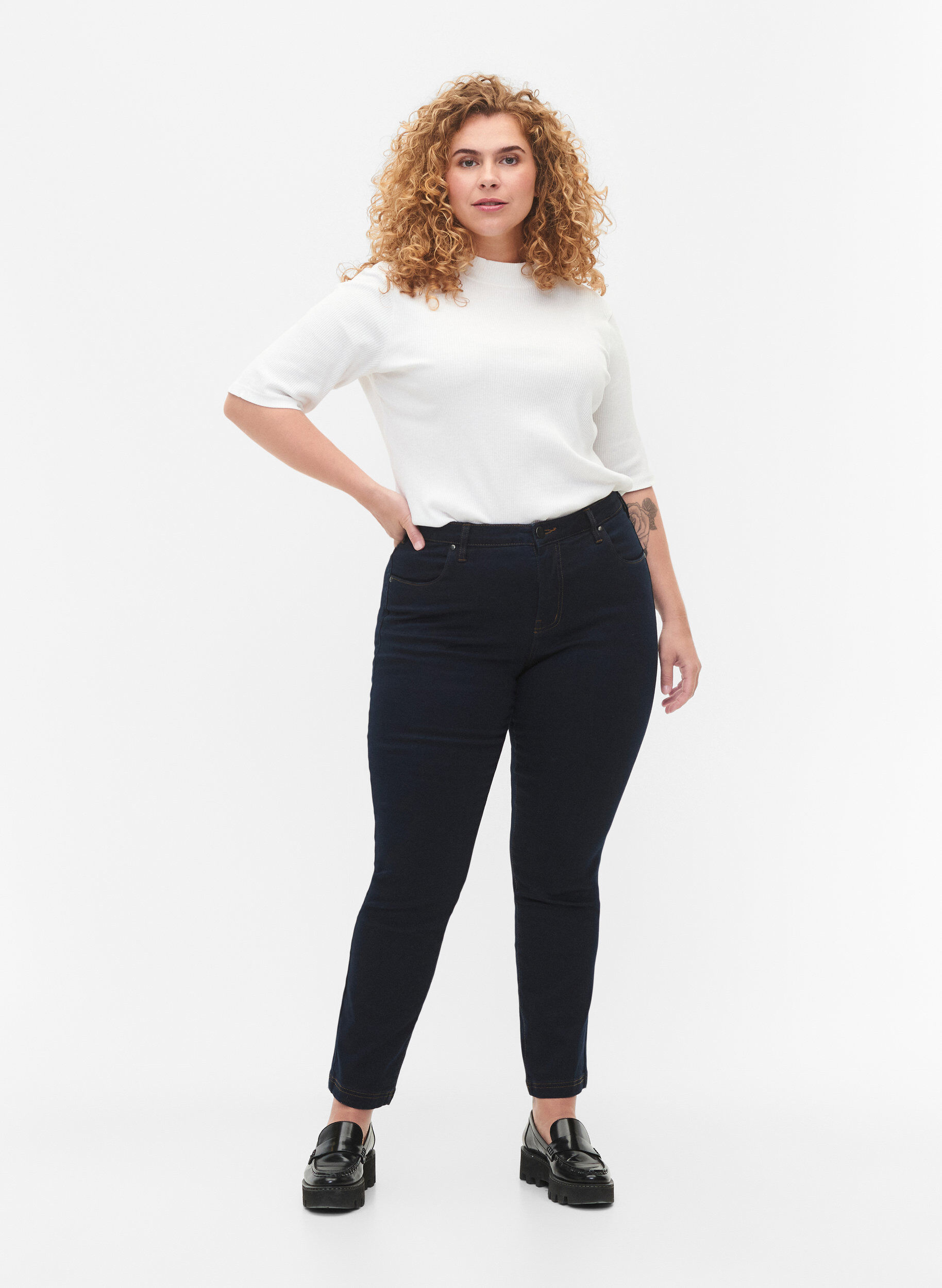 Slim fit Emily jeans with normal waist, Blue, Model