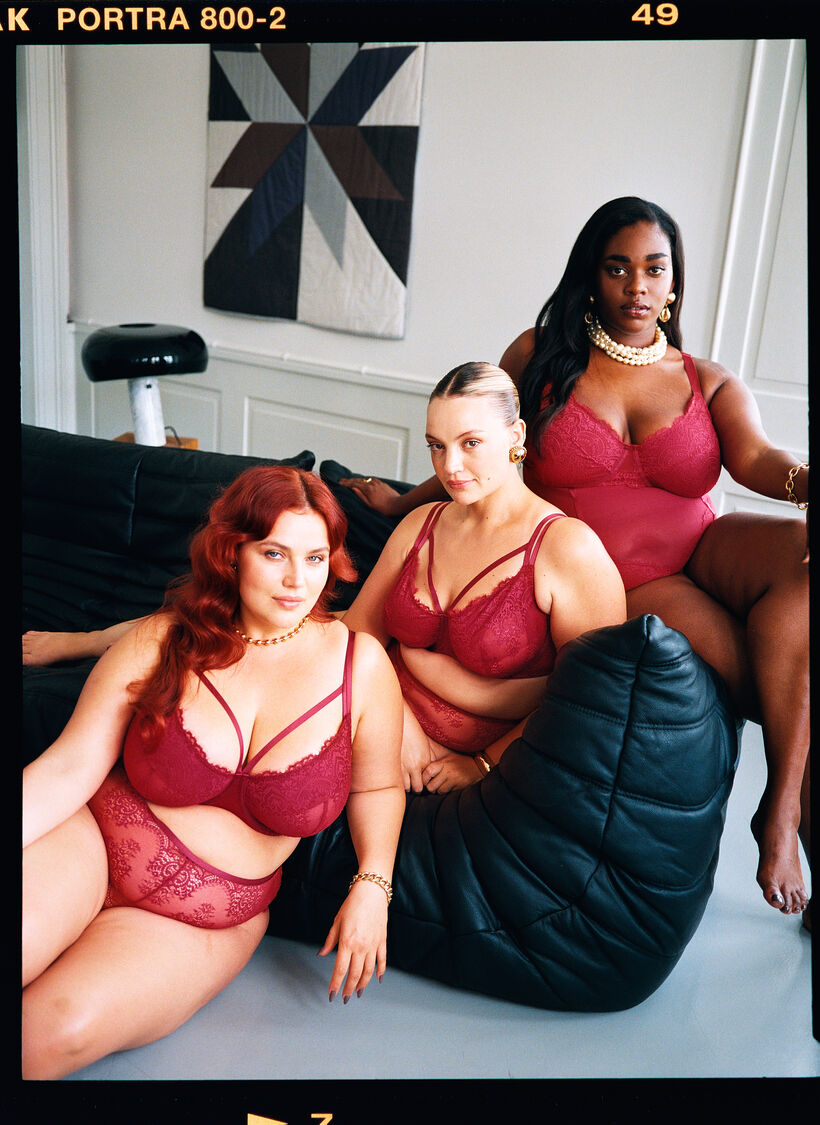 Red tones  , , Model