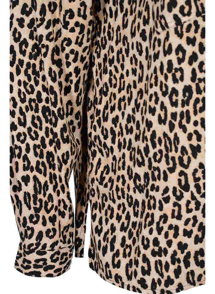 Long-sleeved viscose blouse in animal print, Leo AOP, Packshot image number 3