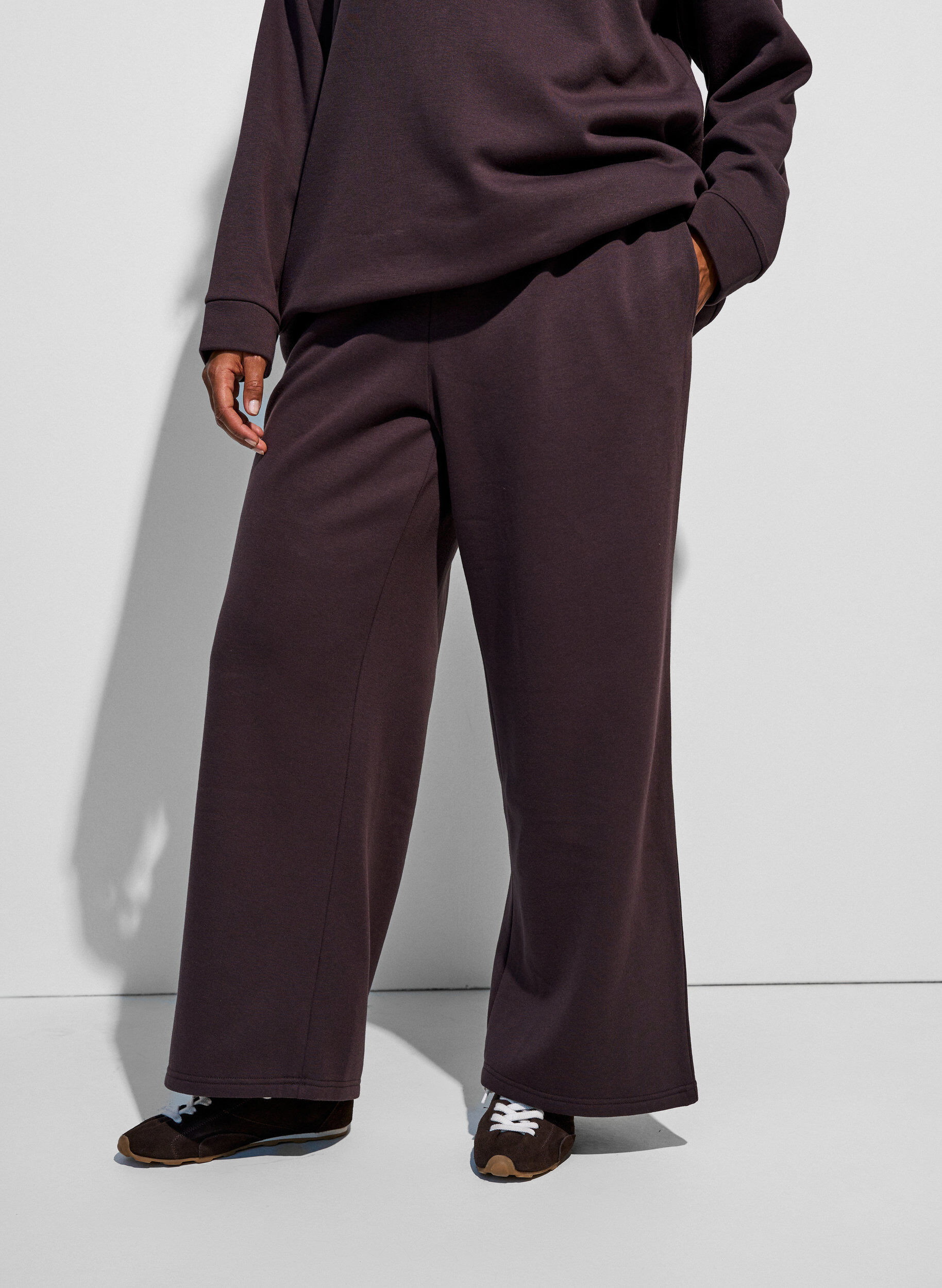 ZizzifashionHigh-waisted sweatpants with wide legs, Brown, Model image number 2