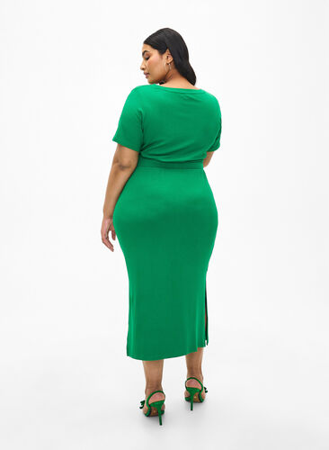 Slim fit midi skirt in viscose, Jolly Green, Model image number 1