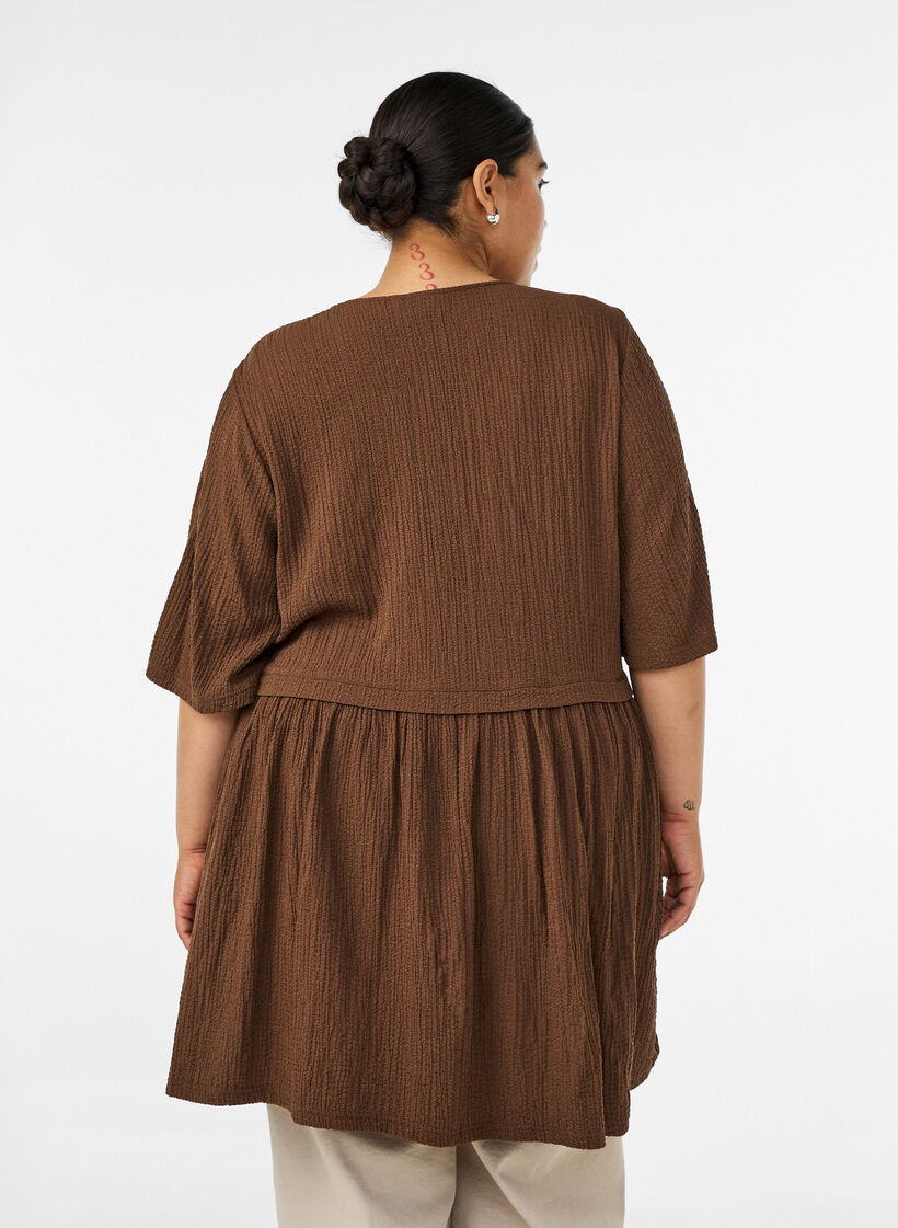 Tunic with crinkled texture and 1/2 sleeves, Brown, Model image number 2
