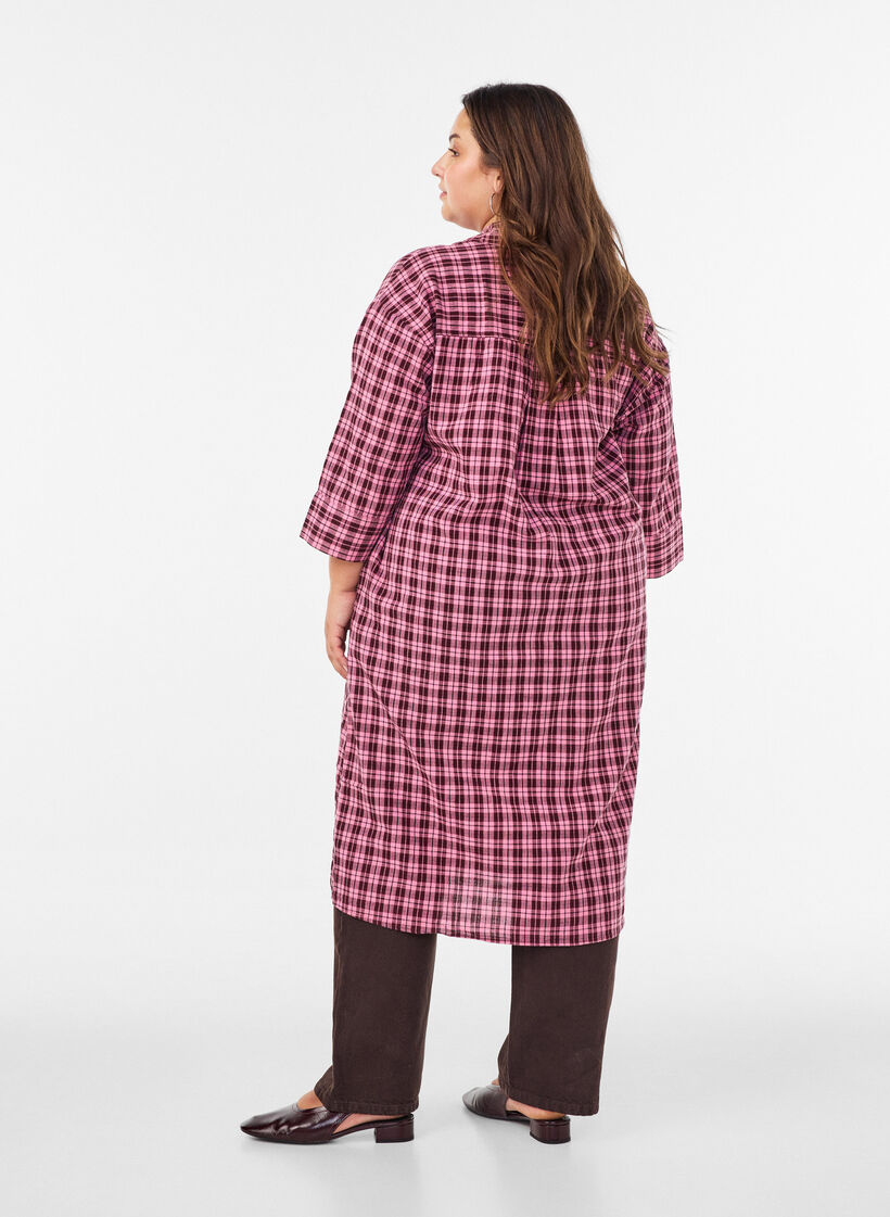 Long checked shirt with 3/4 sleeves, Pink, Model image number 1