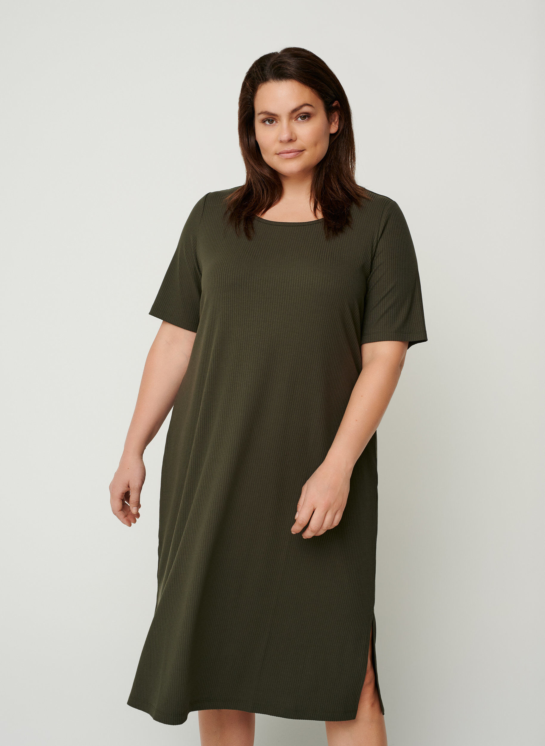 Short-sleeved ribbed dress - Green - Sz 