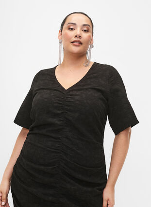 Short-sleeved dress with textured fabric and drapes, Black, Model image number 2