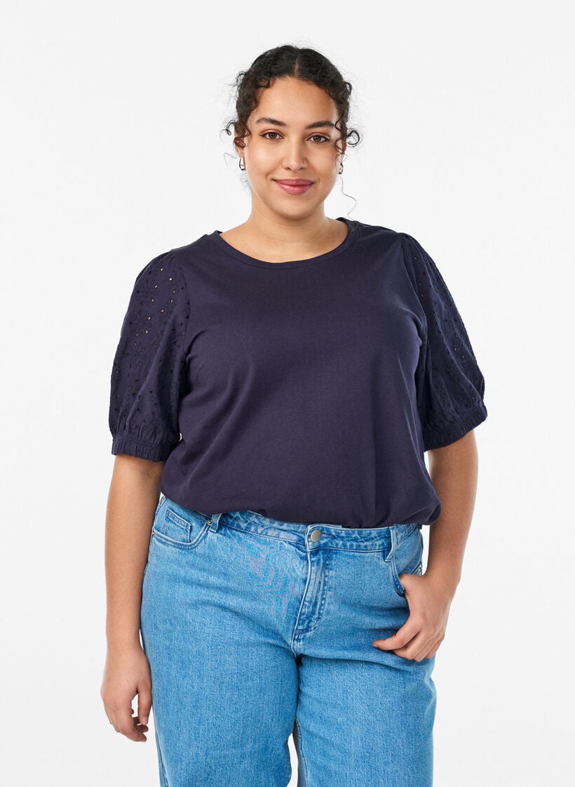 T-shirt with broderie anglaise sleeves, Blue, Model image number 0