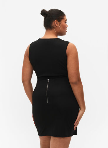 Skirt with slit and slim fit, Black, Model image number 1