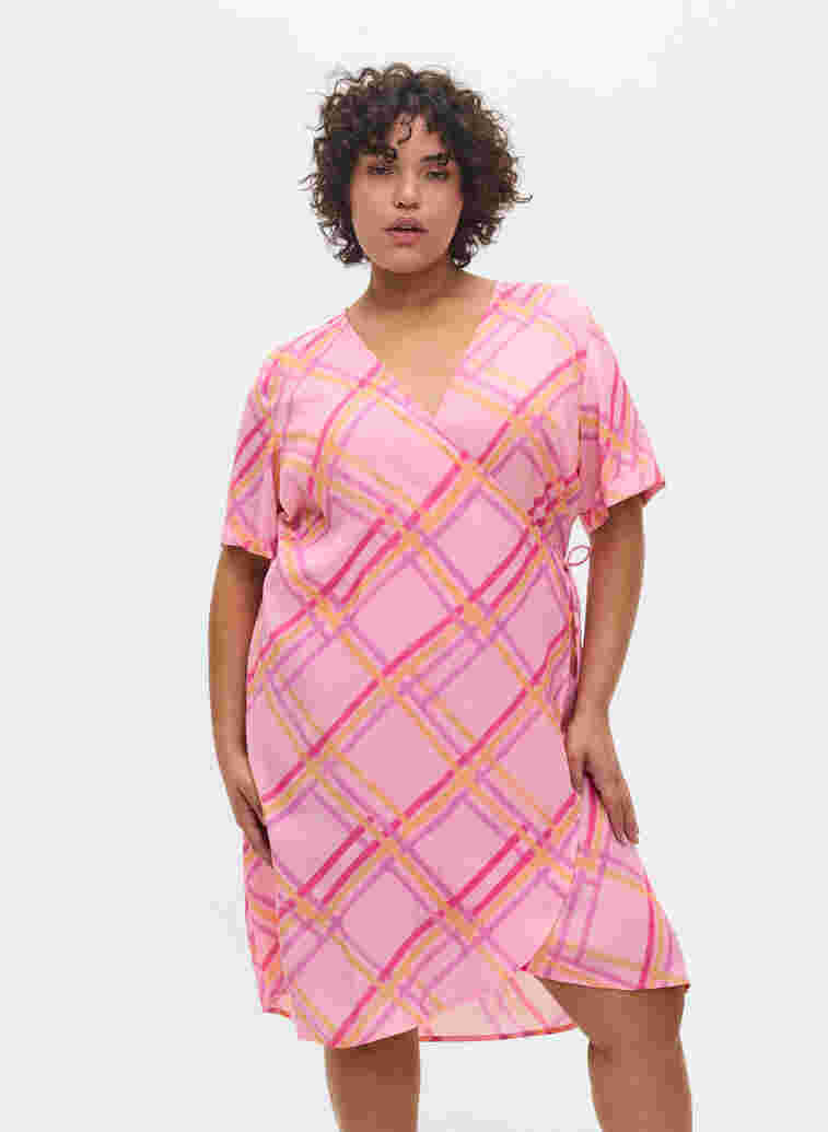 Checkered viscose dress with wrap, Pink Check, Model image number 0