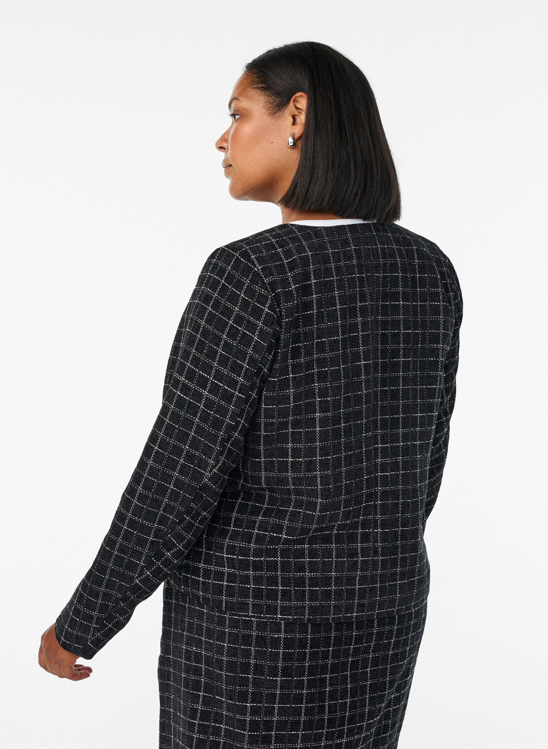 Zizzifashion Short checked boucl&eacute; blazer with a round neck, Black, Model image number 2
