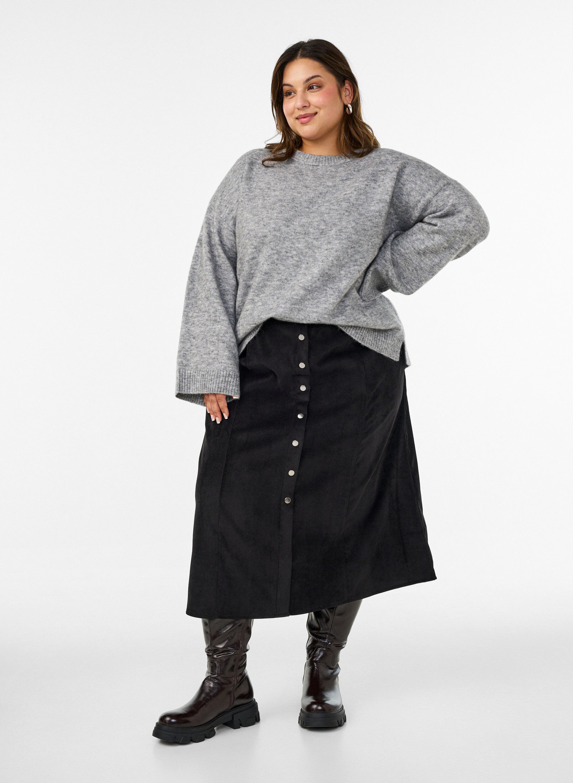 A-line corduroy skirt with buttons, Black, Model