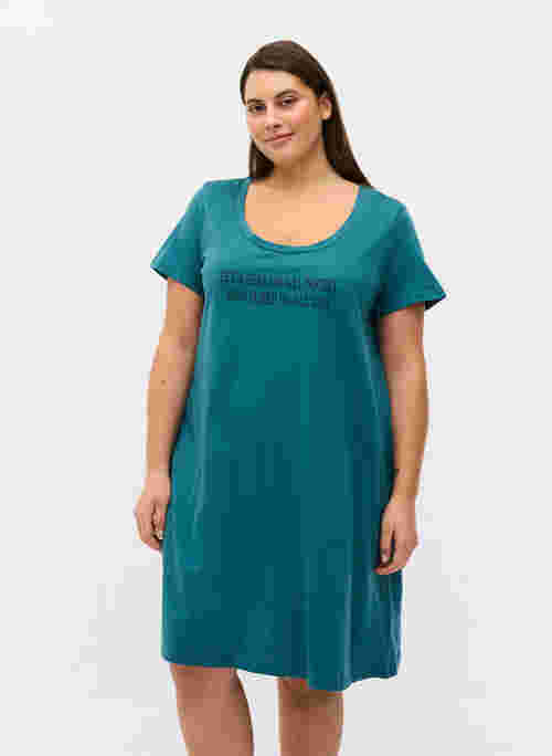 Short-sleeved nightdress in cotton