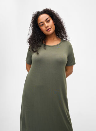 Viscose midi dress with short sleeves, Thyme, Model image number 2