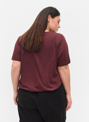 Short-sleeved t-shirt in ribbed fabric, Vineyard Wine, Model image number 1