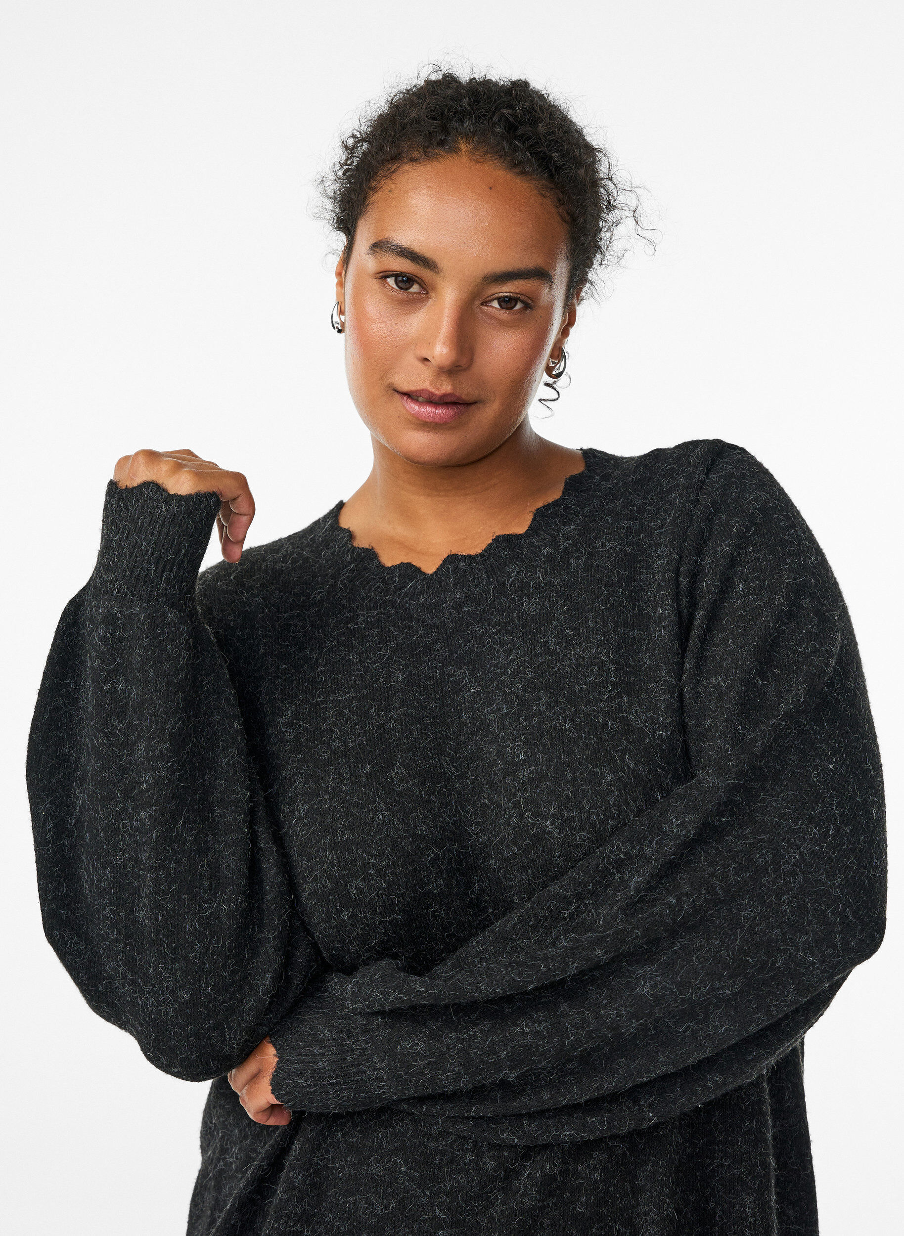 ZizzifashionShort knitted dress with wavy hem and slits, Dark Grey, Model image number 2