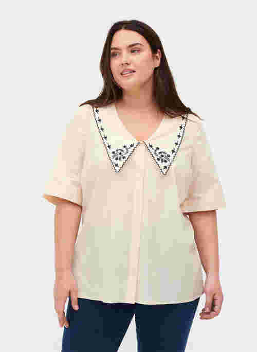 Short-sleeved shirt in cotton with a large collar