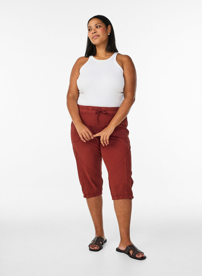 Cotton Capri trousers, Red, Model image number 0