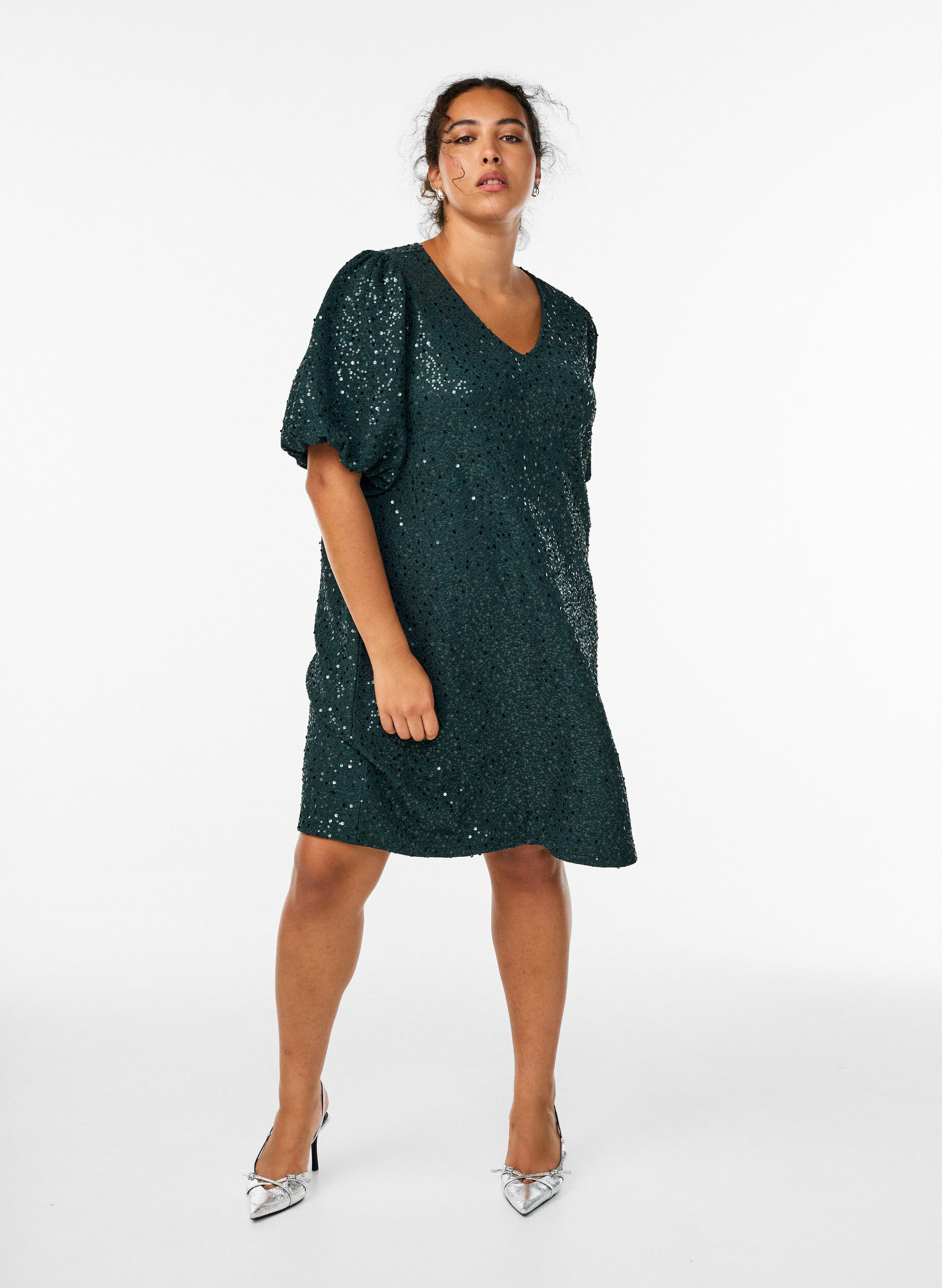 Short sequin dress with puff sleeves, Green, Model