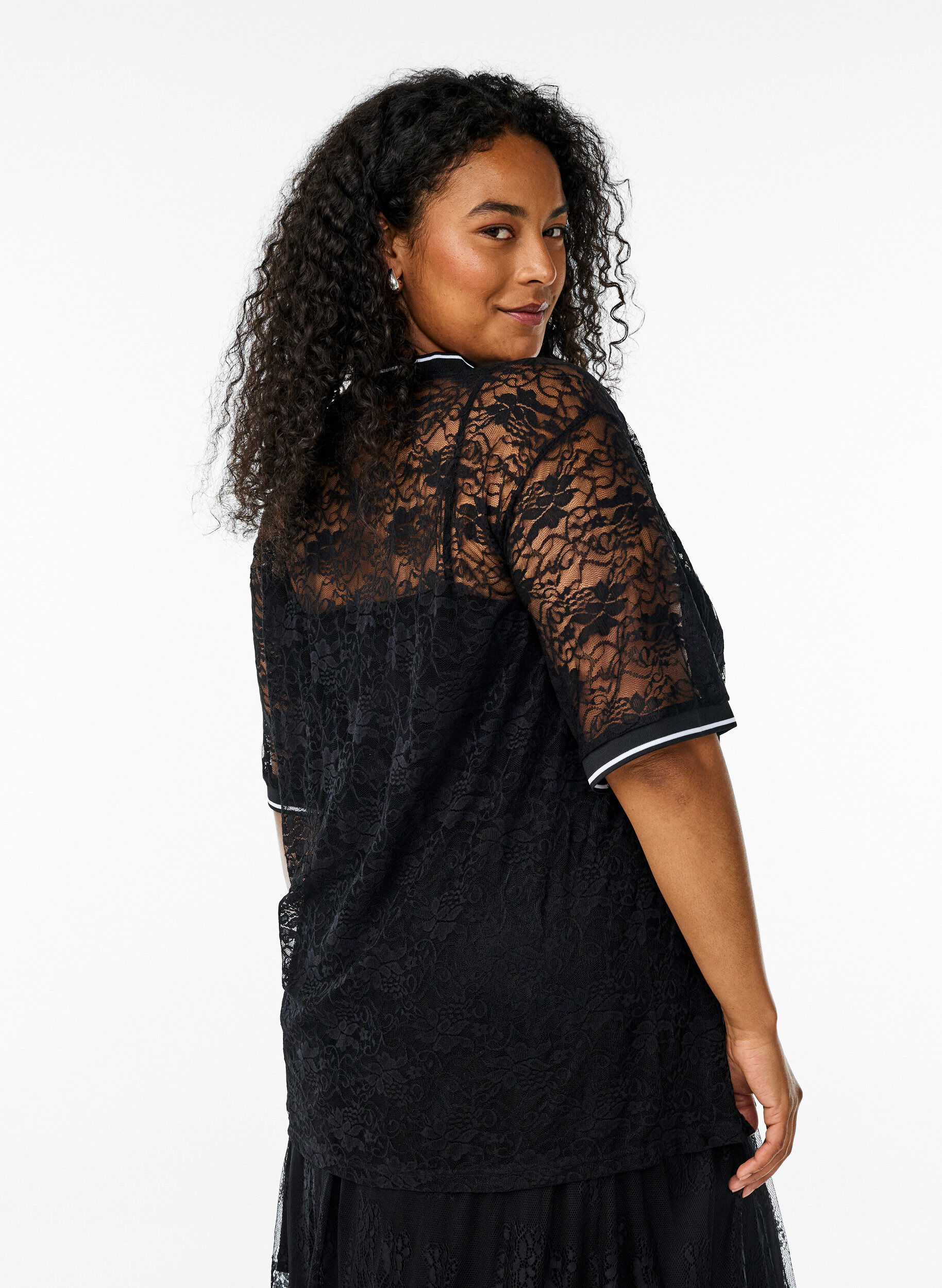 Zizzifashion Sporty lace t-shirt with a loose fit, Black, Model image number 2