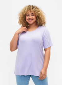 T-shirt in viscose with rib structure, Lavender, Model