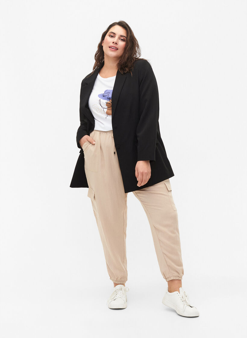 Classic blazer with button closure, Black, Model image number 2