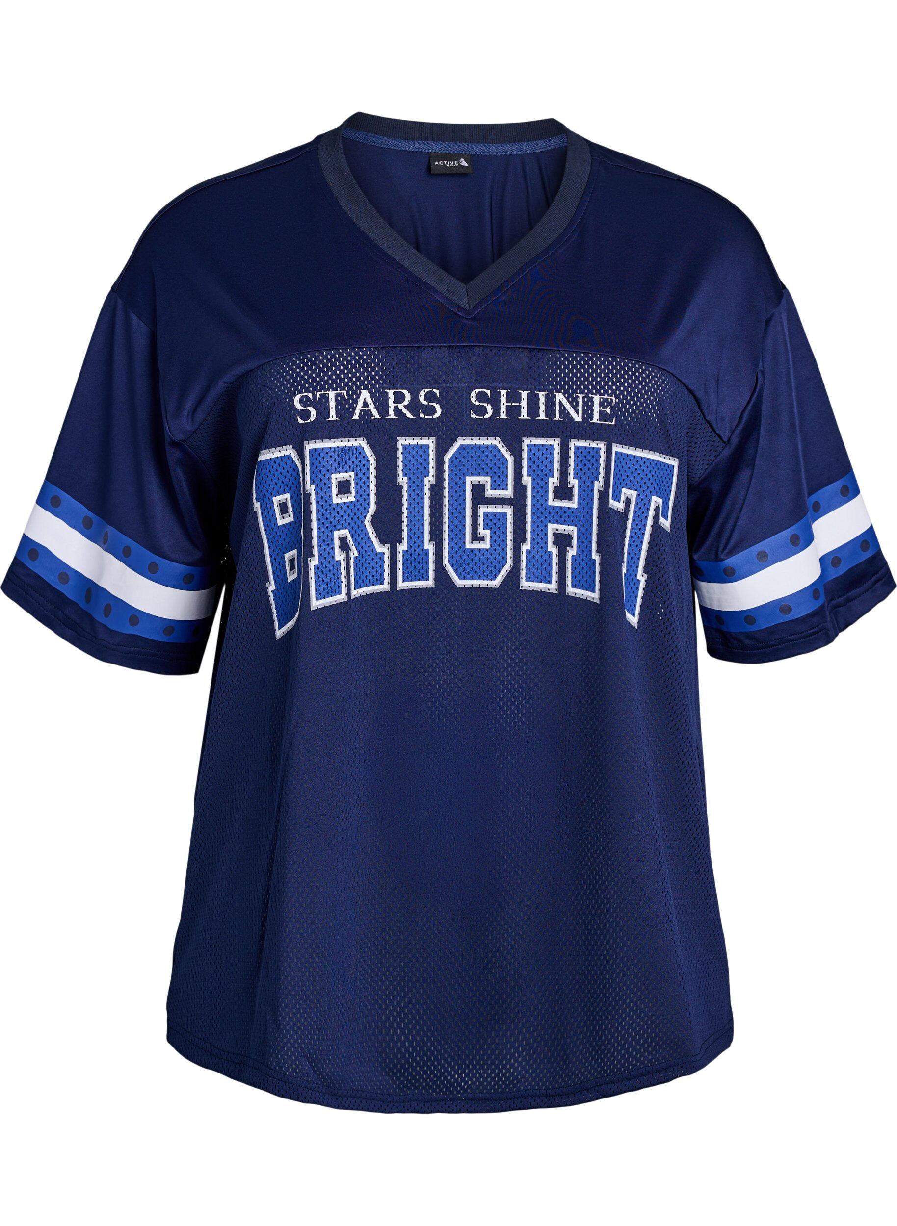 Workout t-shirt with a V-neck and front print