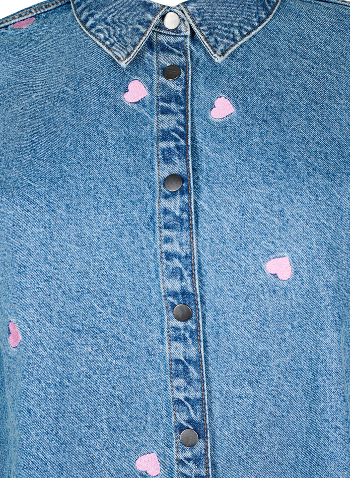 Loose denim shirt with embroidered hearts, Light Blue Heart, Packshot image number 2