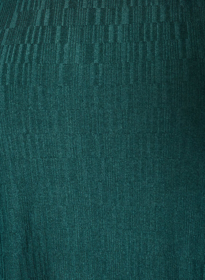 Dress with a balloon shape and structure, Green, Packshot image number 2