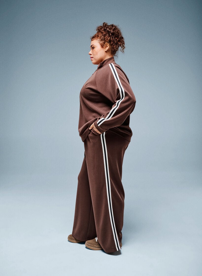 Loose training trousers with a high waist and stripe detail, Brown, Image image number 0